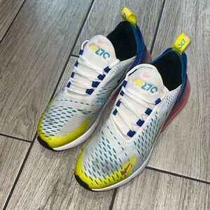 Nike Air 270’s sneakers